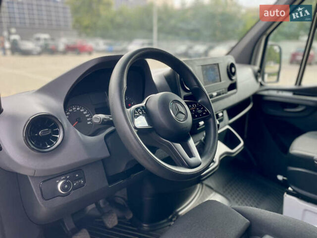 Белый Мерседес Sprinter, объемом двигателя 2.2 л и пробегом 155 тыс. км за 26500 $, фото 54 на Automoto.ua