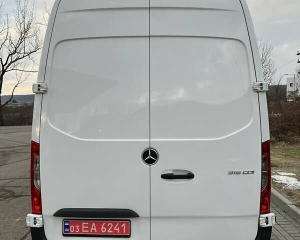 Білий Мерседес Sprinter, об'ємом двигуна 2.2 л та пробігом 235 тис. км за 29000 $, фото 5 на Automoto.ua