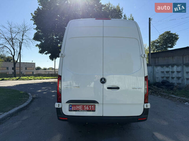 Белый Мерседес Sprinter, объемом двигателя 2.2 л и пробегом 270 тыс. км за 34900 $, фото 8 на Automoto.ua