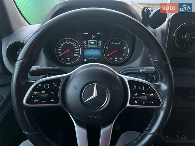 Белый Мерседес Sprinter, объемом двигателя 2.14 л и пробегом 280 тыс. км за 24800 $, фото 12 на Automoto.ua