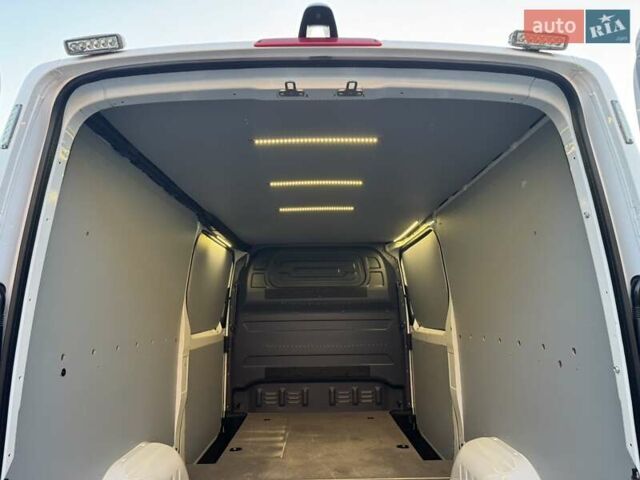 Белый Мерседес Sprinter, объемом двигателя 2.2 л и пробегом 180 тыс. км за 27900 $, фото 13 на Automoto.ua