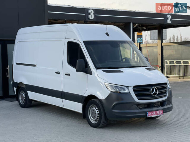 Белый Мерседес Sprinter, объемом двигателя 2.2 л и пробегом 45 тыс. км за 27800 $, фото 5 на Automoto.ua