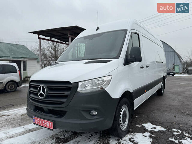 Белый Мерседес Sprinter, объемом двигателя 2.14 л и пробегом 262 тыс. км за 23700 $, фото 7 на Automoto.ua
