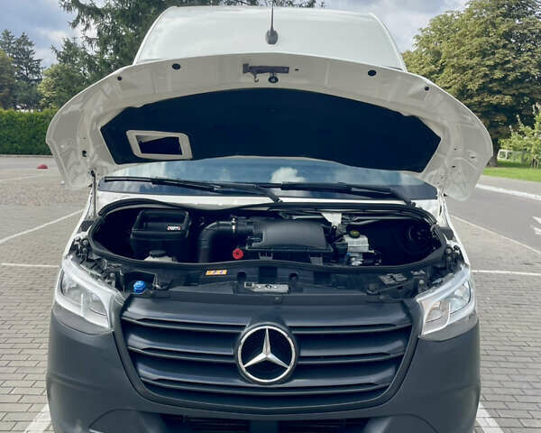 Белый Мерседес Sprinter, объемом двигателя 2.2 л и пробегом 155 тыс. км за 26500 $, фото 21 на Automoto.ua