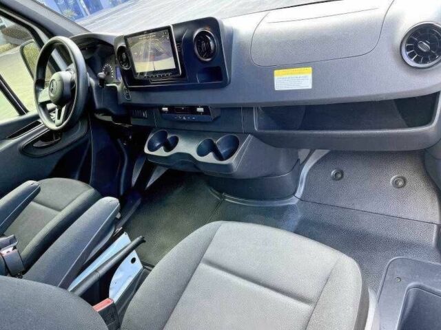 Білий Мерседес Sprinter, об'ємом двигуна 3 л та пробігом 120 тис. км за 13500 $, фото 14 на Automoto.ua