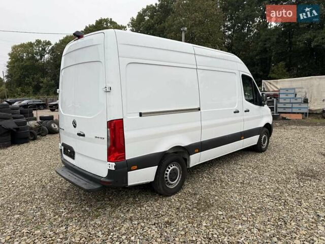 Белый Мерседес Sprinter, объемом двигателя 2.14 л и пробегом 282 тыс. км за 23543 $, фото 11 на Automoto.ua