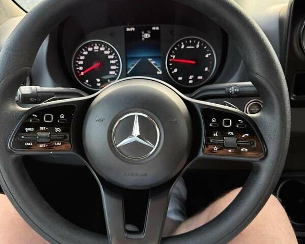Белый Мерседес Sprinter, объемом двигателя 2.14 л и пробегом 294 тыс. км за 23599 $, фото 37 на Automoto.ua
