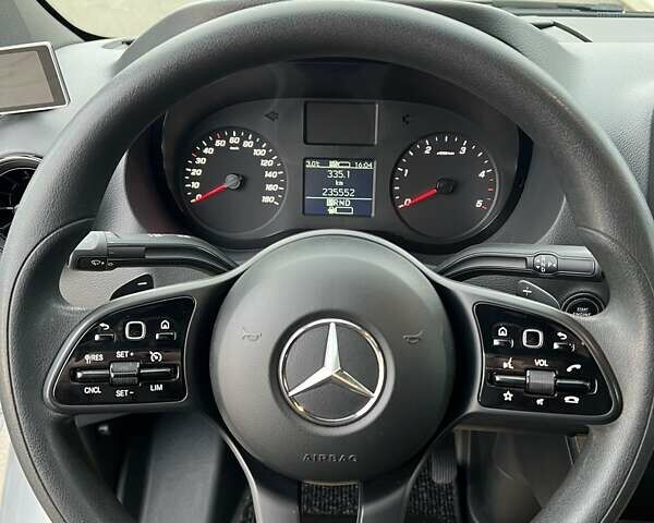 Білий Мерседес Sprinter, об'ємом двигуна 2.2 л та пробігом 235 тис. км за 29000 $, фото 15 на Automoto.ua