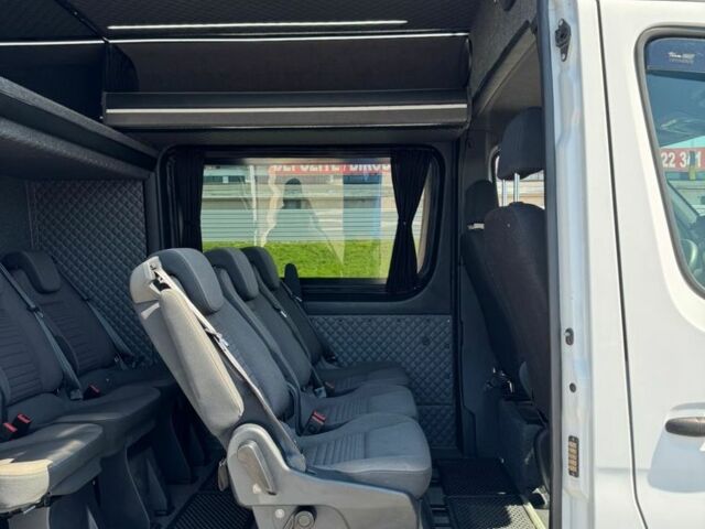Білий Мерседес Sprinter, об'ємом двигуна 2.1 л та пробігом 420 тис. км за 40459 $, фото 3 на Automoto.ua