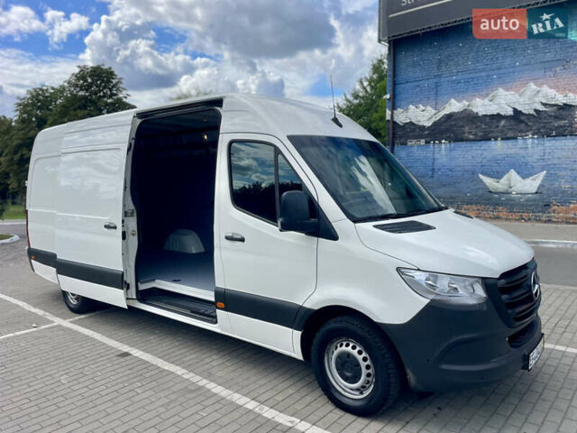 Белый Мерседес Sprinter, объемом двигателя 2.2 л и пробегом 257 тыс. км за 26000 $, фото 15 на Automoto.ua