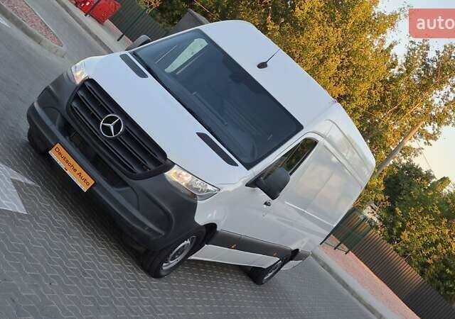 Белый Мерседес Sprinter, объемом двигателя 0 л и пробегом 236 тыс. км за 23555 $, фото 48 на Automoto.ua