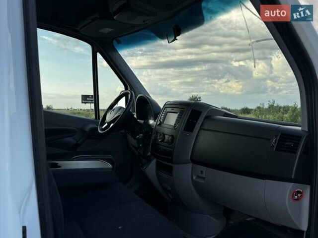 Білий Мерседес Sprinter, об'ємом двигуна 30 л та пробігом 198 тис. км за 28500 $, фото 16 на Automoto.ua