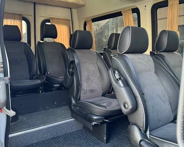 Белый Мерседес Sprinter, объемом двигателя 2.14 л и пробегом 215 тыс. км за 30000 $, фото 37 на Automoto.ua