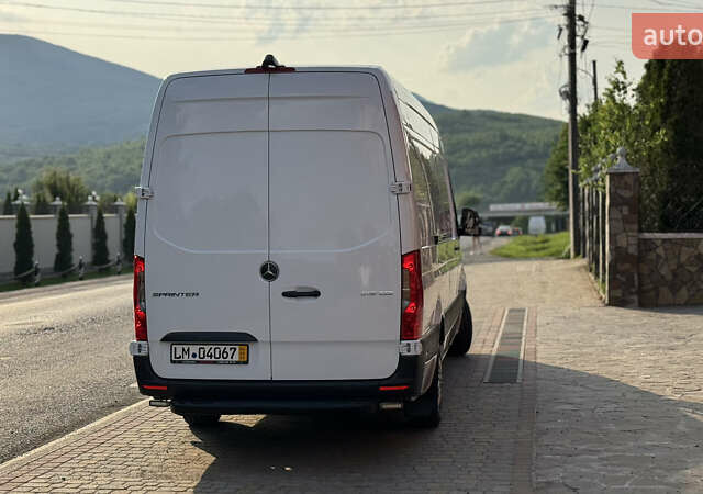 Белый Мерседес Sprinter, объемом двигателя 2.14 л и пробегом 280 тыс. км за 30027 $, фото 21 на Automoto.ua