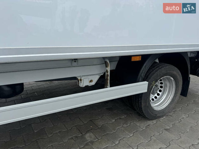 Белый Мерседес Sprinter, объемом двигателя 2.2 л и пробегом 301 тыс. км за 32000 $, фото 8 на Automoto.ua