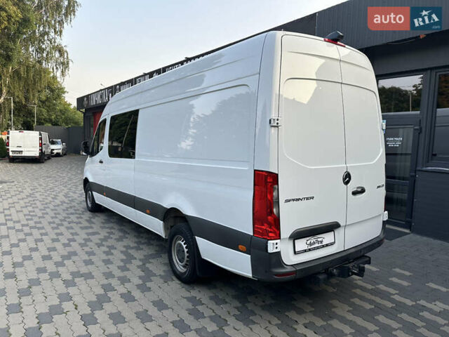 Белый Мерседес Sprinter, объемом двигателя 3 л и пробегом 336 тыс. км за 46329 $, фото 5 на Automoto.ua