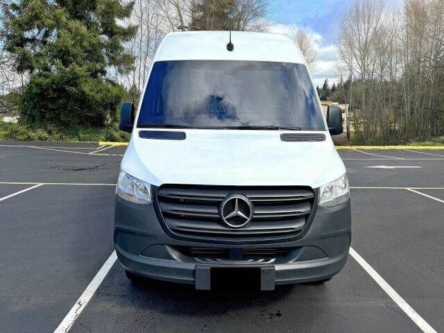 Білий Мерседес Sprinter, об'ємом двигуна 3 л та пробігом 120 тис. км за 13500 $, фото 2 на Automoto.ua