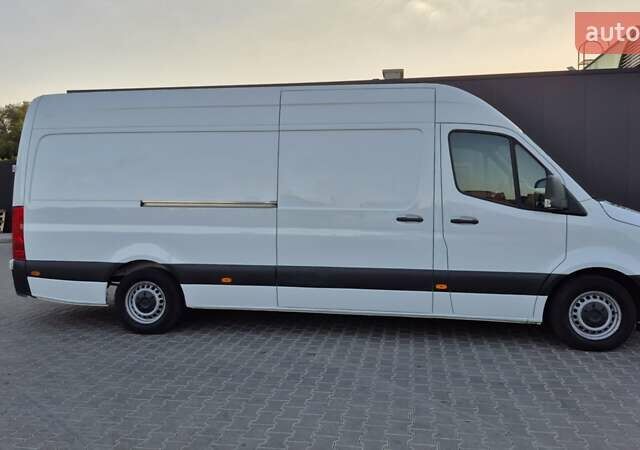 Белый Мерседес Sprinter, объемом двигателя 0 л и пробегом 236 тыс. км за 23555 $, фото 16 на Automoto.ua
