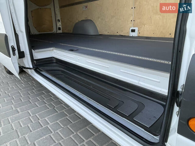 Білий Мерседес Sprinter, об'ємом двигуна 2.2 л та пробігом 280 тис. км за 23800 $, фото 50 на Automoto.ua