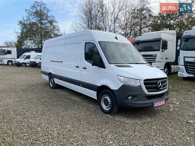 Белый Мерседес Sprinter, объемом двигателя 2.2 л и пробегом 256 тыс. км за 24500 $, фото 24 на Automoto.ua