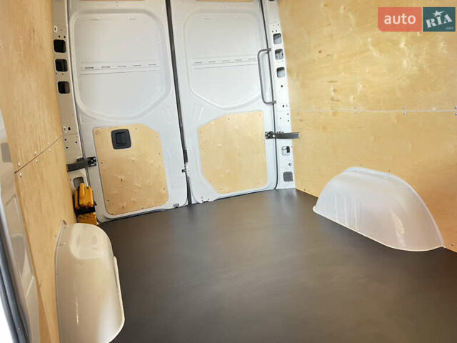 Белый Мерседес Sprinter, объемом двигателя 2.2 л и пробегом 237 тыс. км за 23900 $, фото 22 на Automoto.ua