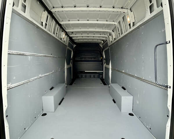 Белый Мерседес Sprinter, объемом двигателя 2.2 л и пробегом 155 тыс. км за 26500 $, фото 41 на Automoto.ua