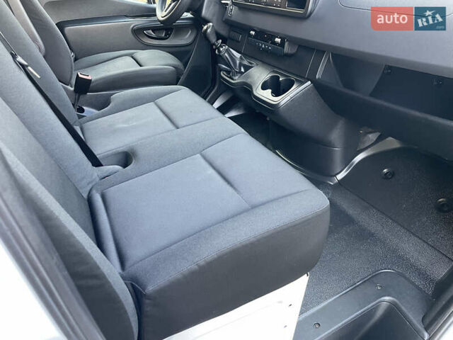 Білий Мерседес Sprinter, об'ємом двигуна 2.2 л та пробігом 280 тис. км за 23800 $, фото 39 на Automoto.ua
