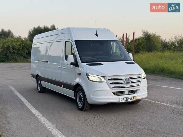 Белый Мерседес Sprinter, объемом двигателя 2.14 л и пробегом 261 тыс. км за 25800 $, фото 68 на Automoto.ua