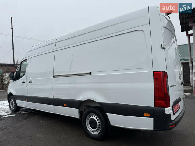 Белый Мерседес Sprinter, объемом двигателя 2.14 л и пробегом 262 тыс. км за 23700 $, фото 10 на Automoto.ua