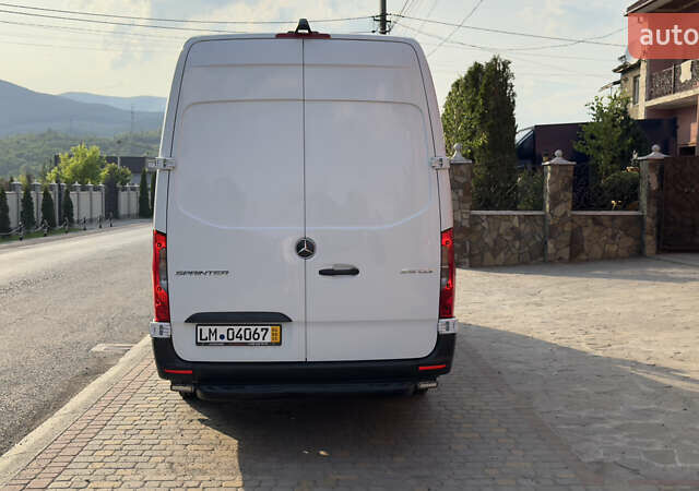 Белый Мерседес Sprinter, объемом двигателя 2.14 л и пробегом 280 тыс. км за 30027 $, фото 22 на Automoto.ua