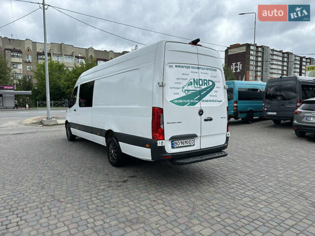Белый Мерседес Sprinter, объемом двигателя 2.14 л и пробегом 560 тыс. км за 36500 $, фото 3 на Automoto.ua