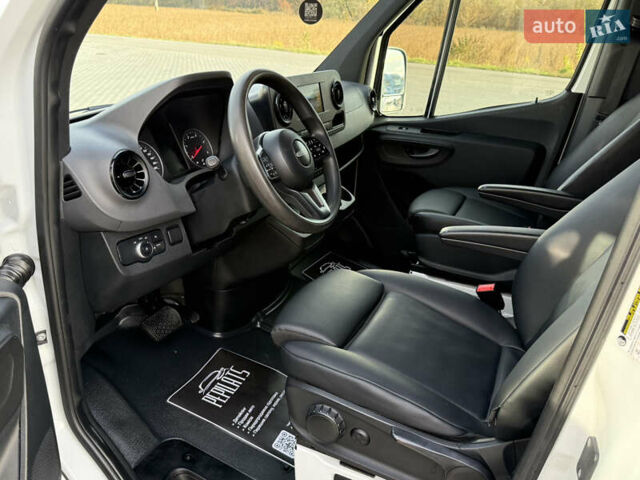 Мерседес Sprinter 2019 у Чернівцях на Automoto.ua Білий Мерседес Sprinter, об'ємом двигуна 3 л та пробігом 109 тис. км за 51500 $, фото 21 на Automoto.ua