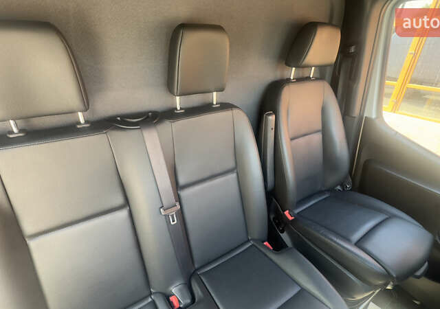 Белый Мерседес Sprinter, объемом двигателя 2.14 л и пробегом 280 тыс. км за 30027 $, фото 71 на Automoto.ua