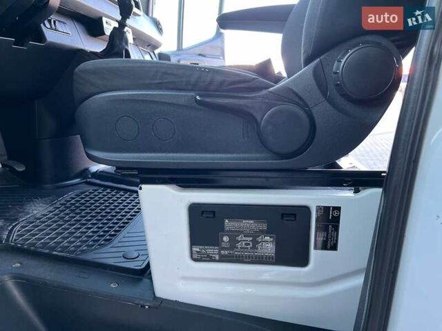 Белый Мерседес Sprinter, объемом двигателя 2.14 л и пробегом 690 тыс. км за 26000 $, фото 34 на Automoto.ua