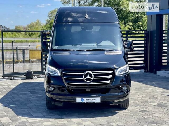 Белый Мерседес Sprinter, объемом двигателя 2.2 л и пробегом 211 тыс. км за 39750 $, фото 3 на Automoto.ua