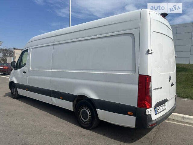 Белый Мерседес Sprinter, объемом двигателя 2.14 л и пробегом 112 тыс. км за 27500 $, фото 4 на Automoto.ua