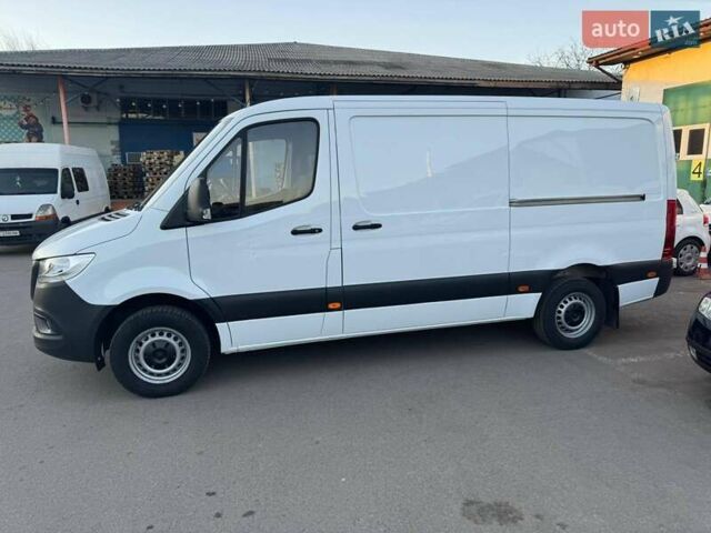 Белый Мерседес Sprinter, объемом двигателя 2.2 л и пробегом 180 тыс. км за 27900 $, фото 6 на Automoto.ua