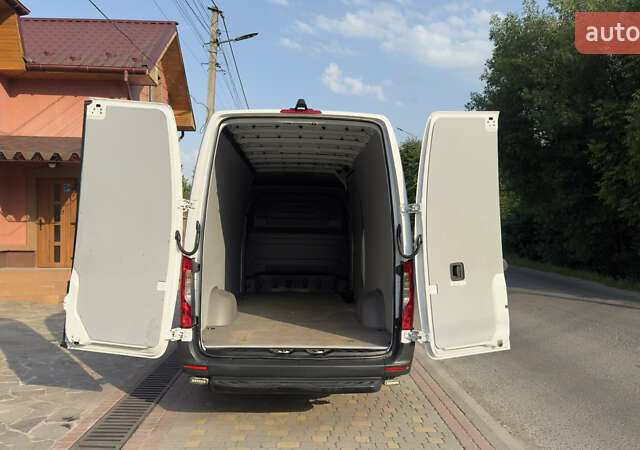 Белый Мерседес Sprinter, объемом двигателя 2.14 л и пробегом 280 тыс. км за 30027 $, фото 50 на Automoto.ua