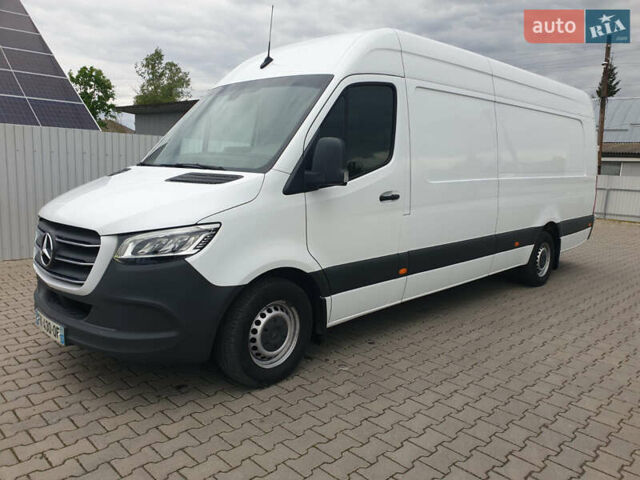 Белый Мерседес Sprinter, объемом двигателя 0 л и пробегом 334 тыс. км за 47793 $, фото 5 на Automoto.ua