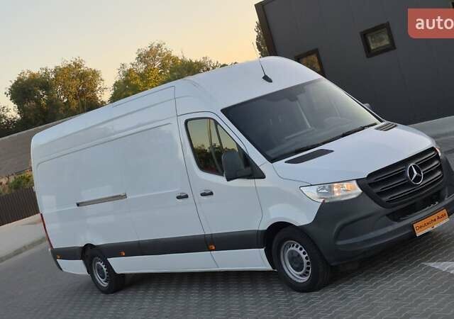 Белый Мерседес Sprinter, объемом двигателя 0 л и пробегом 236 тыс. км за 23555 $, фото 45 на Automoto.ua