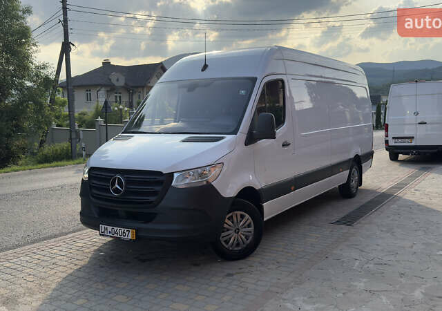 Белый Мерседес Sprinter, объемом двигателя 2.14 л и пробегом 280 тыс. км за 30027 $, фото 13 на Automoto.ua