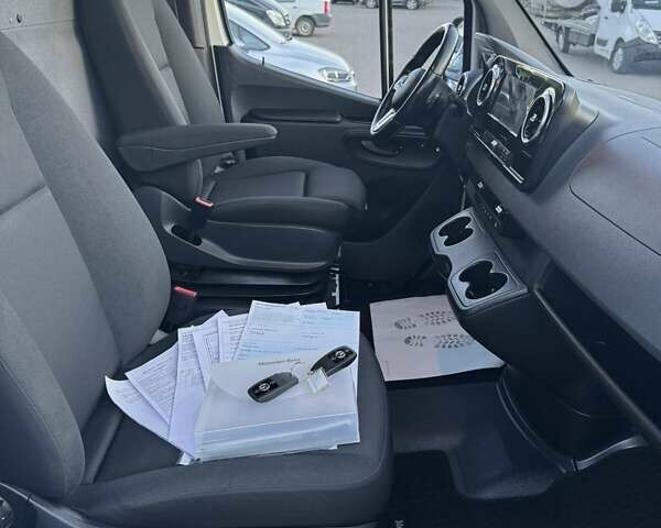 Белый Мерседес Sprinter, объемом двигателя 2.2 л и пробегом 180 тыс. км за 27900 $, фото 47 на Automoto.ua