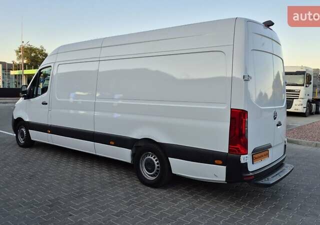 Белый Мерседес Sprinter, объемом двигателя 0 л и пробегом 236 тыс. км за 23555 $, фото 22 на Automoto.ua