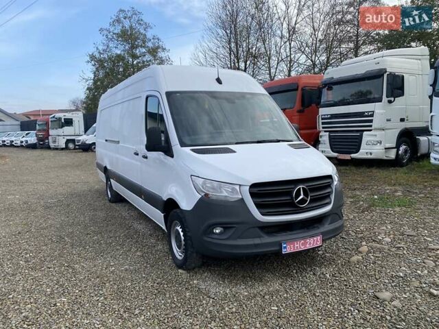 Белый Мерседес Sprinter, объемом двигателя 2.2 л и пробегом 256 тыс. км за 24500 $, фото 1 на Automoto.ua