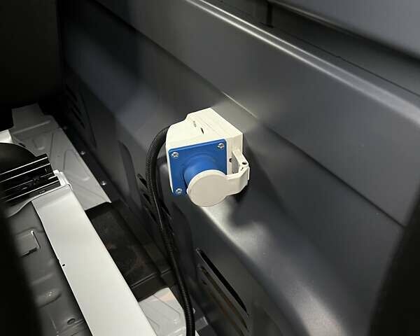 Білий Мерседес Sprinter, об'ємом двигуна 2.2 л та пробігом 235 тис. км за 29000 $, фото 22 на Automoto.ua