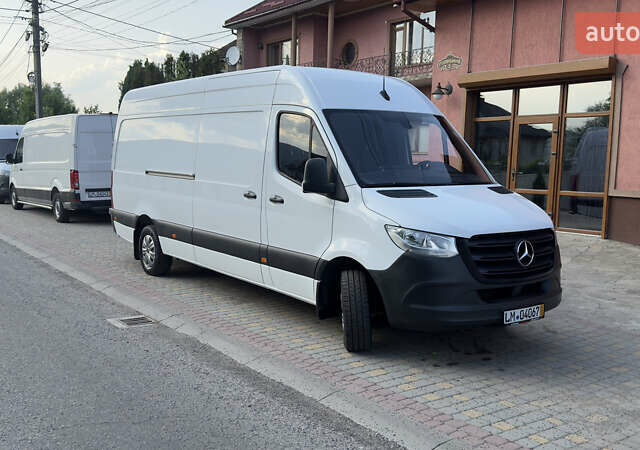 Белый Мерседес Sprinter, объемом двигателя 2.14 л и пробегом 280 тыс. км за 30027 $, фото 12 на Automoto.ua