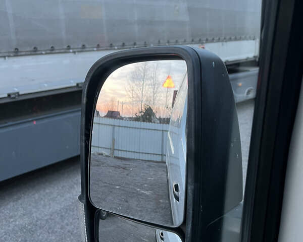 Белый Мерседес Sprinter, объемом двигателя 2.99 л и пробегом 390 тыс. км за 43700 $, фото 38 на Automoto.ua