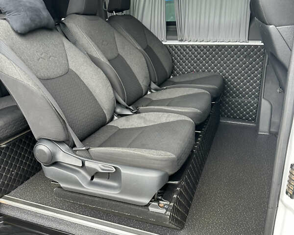 Белый Мерседес Sprinter, объемом двигателя 2.14 л и пробегом 560 тыс. км за 36500 $, фото 5 на Automoto.ua
