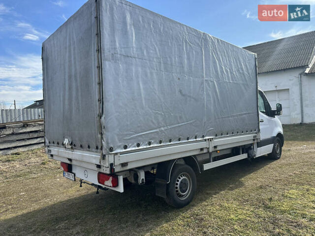 Белый Мерседес Sprinter, объемом двигателя 2.99 л и пробегом 500 тыс. км за 29900 $, фото 2 на Automoto.ua