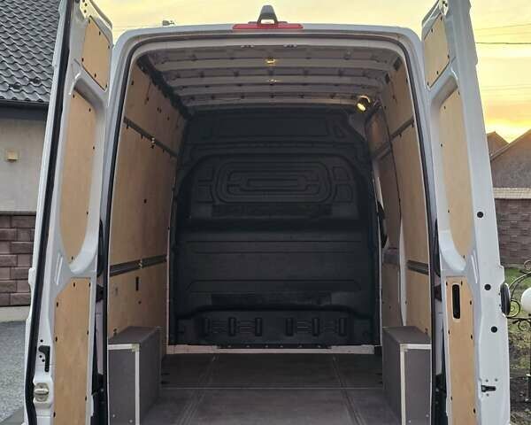 Білий Мерседес Sprinter, об'ємом двигуна 2.14 л та пробігом 131 тис. км за 21422 $, фото 54 на Automoto.ua
